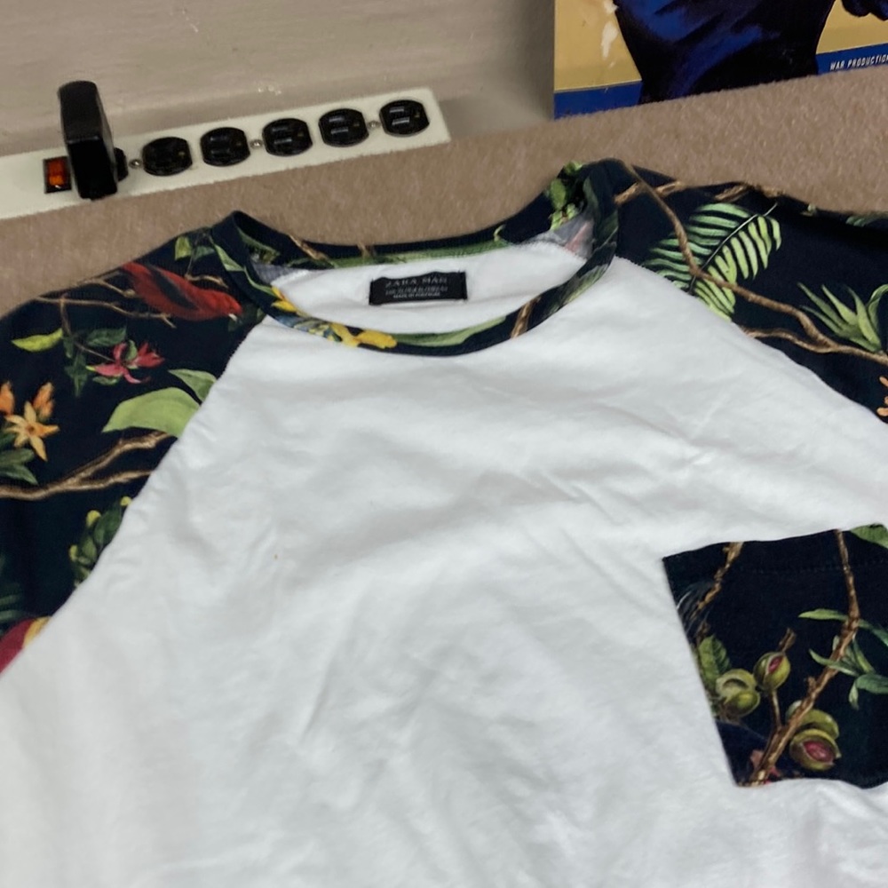 Men’s t shirt
